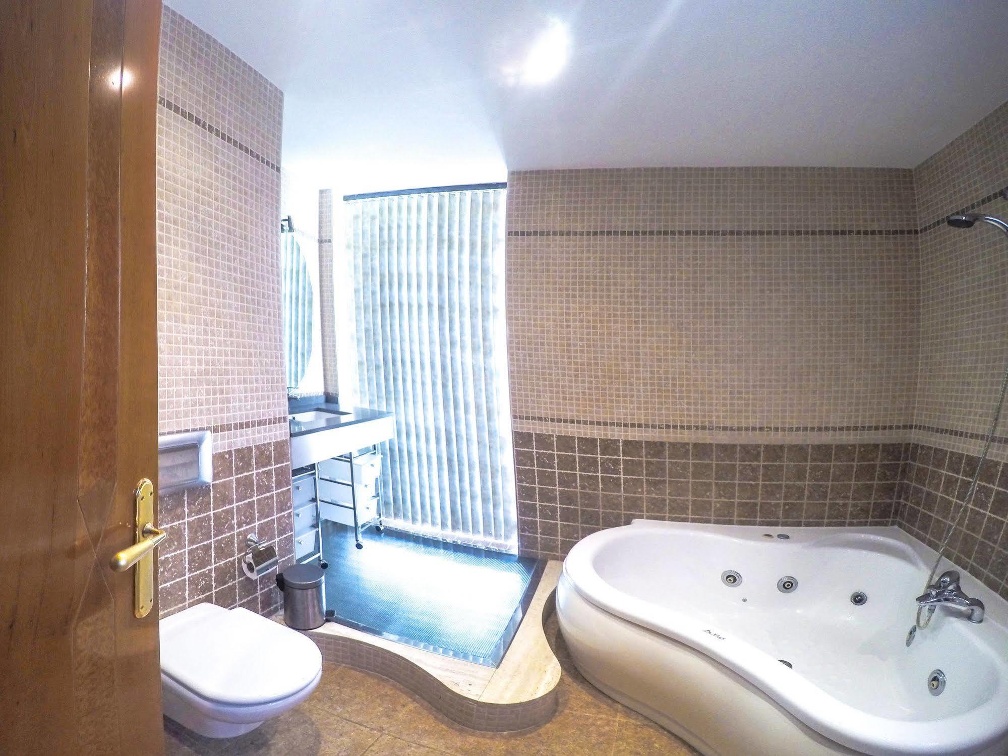 Alojamiento Villa Moles Salou Luaran gambar